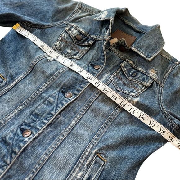Abercrombie & Fitch Women’s Distressed Classic Button Front Denim Jacket Large - Picture 12 of 15